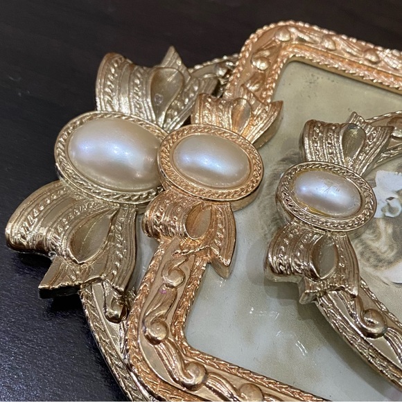 Vintage Dayton Hudson Corp Gold-tone Ornate Faux Pearl Bow Photo Picture Frame - Picture 15 of 16
